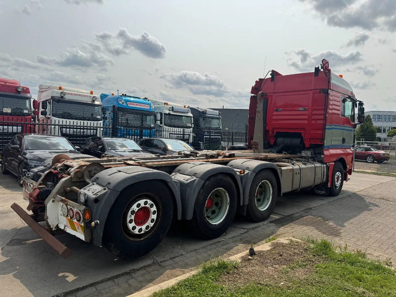 MAN TGX 35.540 - 8X4 - EURO 5 + AJK HOOK + LIFT/STEE в лизинг MAN TGX 35.540 - 8X4 - EURO 5 + AJK HOOK + LIFT/STEE: фото 10