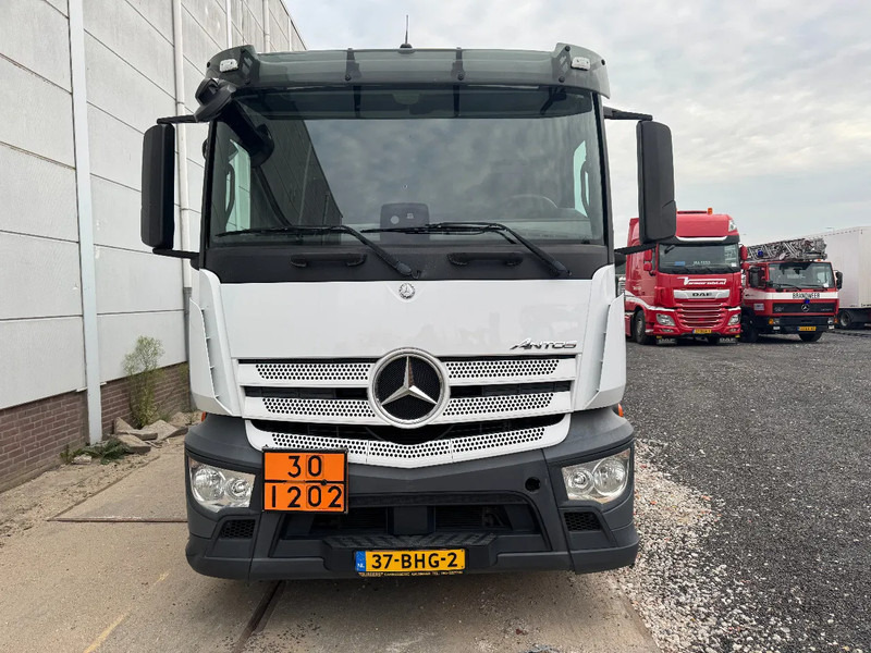 Mercedes-Benz Antos 2836 EURO 6 24.000 LITER TANK 4 COMP. TÜV 06-2026 - Грузовик-цистерна: фото 2 Mercedes-Benz Antos 2836 EURO 6 24.000 LITER TANK 4 COMP. TÜV 06-2026 - Грузовик-цистерна: фото 2