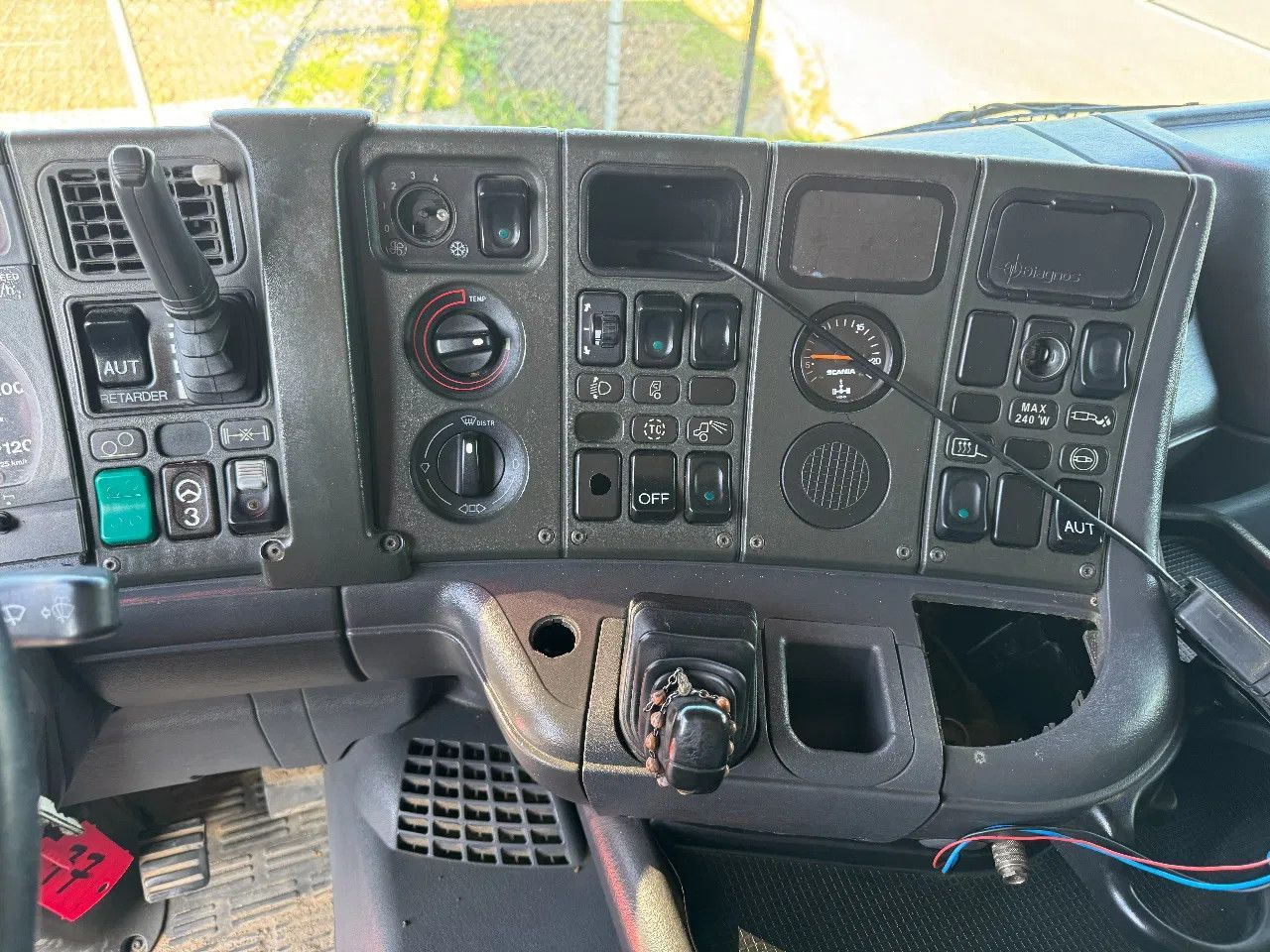Самосвал Scania R124-470 6X2 KIPPER EURO 3: фото 12
