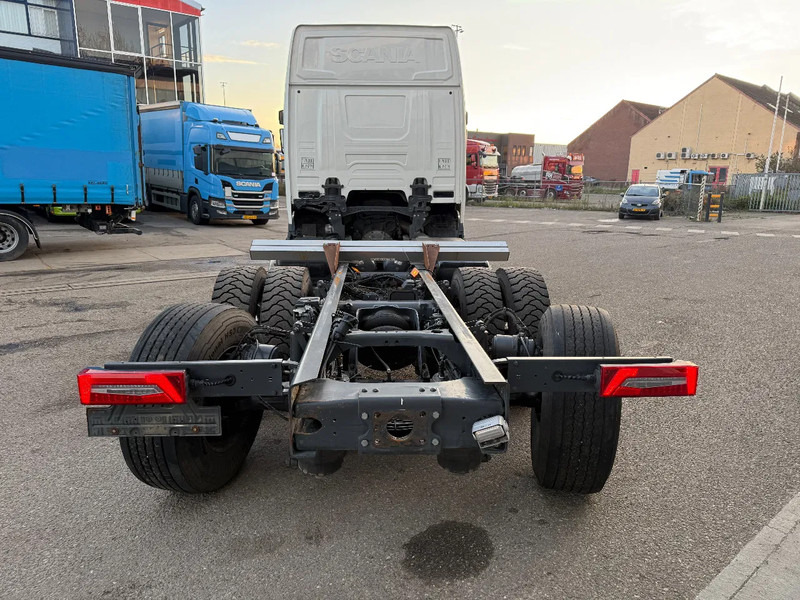 Scania R500 NGS 6X2 - ONLY 205.204 KM + STEERING & LIFTING AXLE - Грузовик-шасси: фото 5 Scania R500 NGS 6X2 - ONLY 205.204 KM + STEERING & LIFTING AXLE - Грузовик-шасси: фото 5