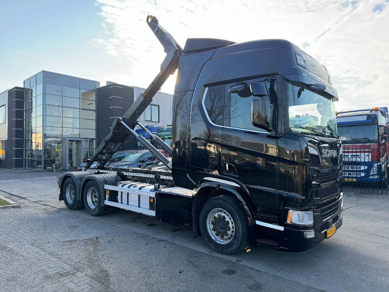 Scania R580 V8 NGS 6X2 EURO 6 VDL 20T HOOK - Крюковой мультилифт: фото 5 Scania R580 V8 NGS 6X2 EURO 6 VDL 20T HOOK - Крюковой мультилифт: фото 5