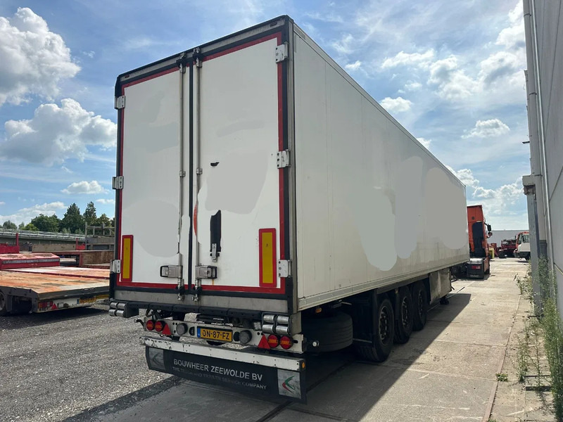 Schmitz Cargobull SCB*S3B THERMO KING SLX300E 3 AXLE - Полуприцеп-рефрижератор: фото 5 Schmitz Cargobull SCB*S3B THERMO KING SLX300E 3 AXLE - Полуприцеп-рефрижератор: фото 5