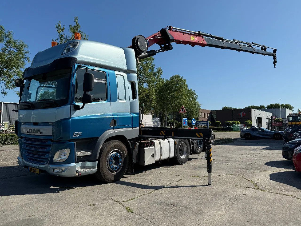Тягач DAF CF 440 6X2 EURO 6 + HMF 3220-K5 REMOTE 5E & 6E F: фото 1