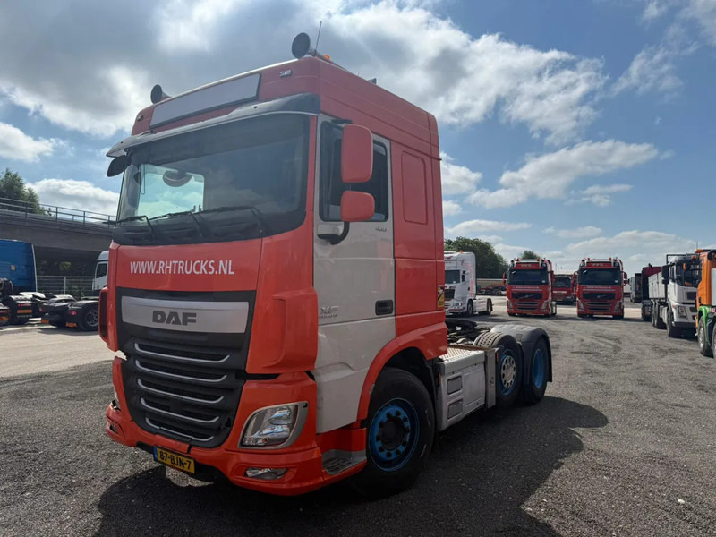 DAF XF 460 6X2 EURO 6 LIFTING AND STEERING AXLE - Тягач: фото 2 DAF XF 460 6X2 EURO 6 LIFTING AND STEERING AXLE - Тягач: фото 2