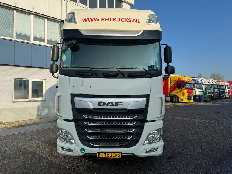 DAF XF 480 4X2 EURO 6 LOW DECK DOUBLE TANK - Тягач: фото 2 DAF XF 480 4X2 EURO 6 LOW DECK DOUBLE TANK - Тягач: фото 2