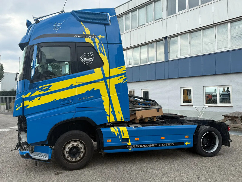 Volvo FH 13.540 FH540 DUAL CLUTCH MEGA MET HYDROLIEK - Тягач: фото 1 Volvo FH 13.540 FH540 DUAL CLUTCH MEGA MET HYDROLIEK - Тягач: фото 1