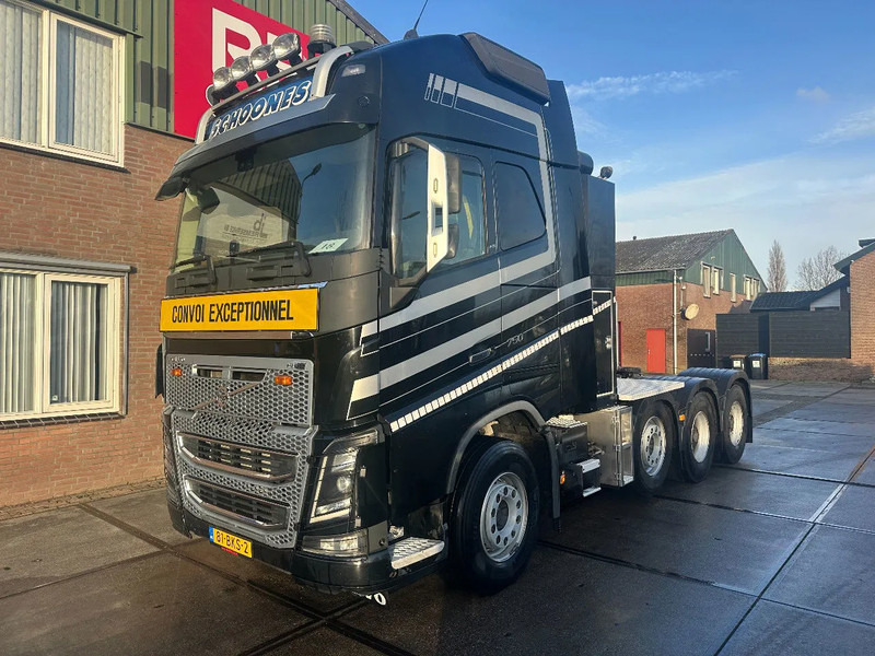 Volvo FH 16.750 8X4 170 TON, INTARDER - Тягач: фото 1 Volvo FH 16.750 8X4 170 TON, INTARDER - Тягач: фото 1