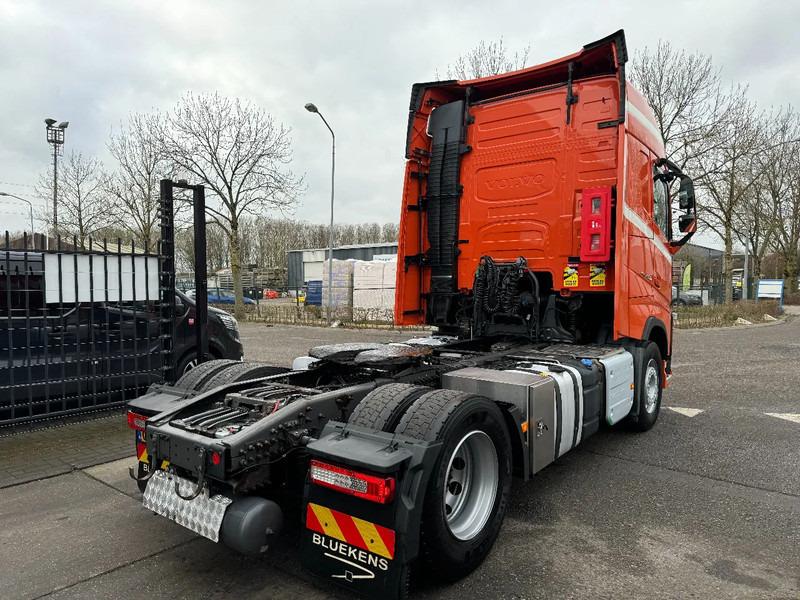 Volvo FH 460 4X2 EURO 6 PARK COOL TÜV TILL 10-2025 - Тягач: фото 5 Volvo FH 460 4X2 EURO 6 PARK COOL TÜV TILL 10-2025 - Тягач: фото 5
