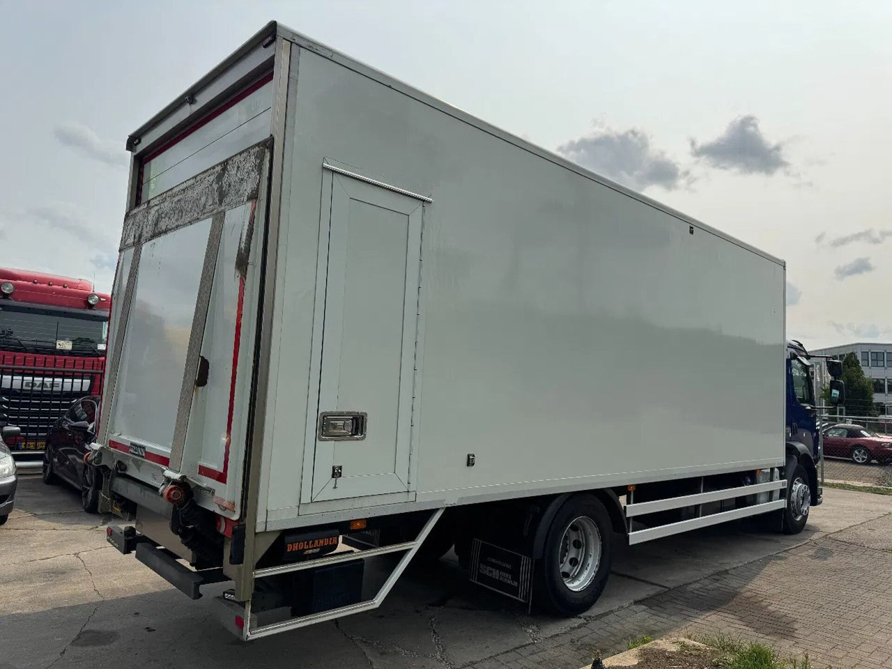 Volvo FL 250 4X2 - EURO 6 + DHOLLANDIA LIFT + TÜV 05-2 - Грузовик с закрытым кузовом: фото 5 Volvo FL 250 4X2 - EURO 6 + DHOLLANDIA LIFT + TÜV 05-2 - Грузовик с закрытым кузовом: фото 5