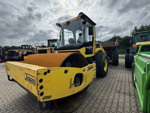 BOMAG BW 213 D-5 - Дорожный каток: фото 3 BOMAG BW 213 D-5 - Дорожный каток: фото 3