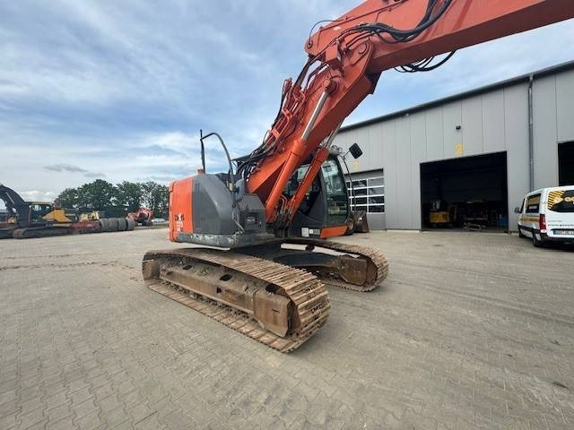 Гусеничный экскаватор HITACHI ZX 225USLC-3: фото 8