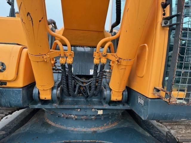 Гусеничный экскаватор HYUNDAI R 250 NLC-9: фото 7