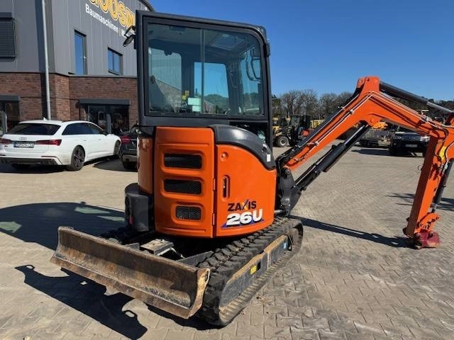 Hitachi ZX 26 - Мини-экскаватор: фото 5 Hitachi ZX 26 - Мини-экскаватор: фото 5