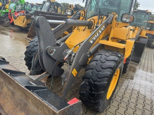 Volvo L 30 G - Колёсный погрузчик: фото 4 Volvo L 30 G - Колёсный погрузчик: фото 4