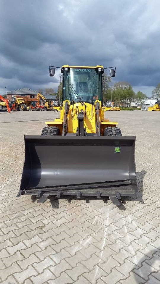 Volvo L 30 G - Колёсный погрузчик: фото 2 Volvo L 30 G - Колёсный погрузчик: фото 2