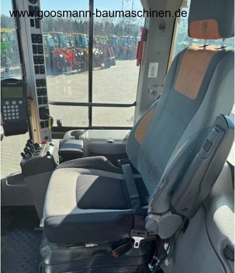 Колёсный погрузчик Volvo L 90 F: фото 11 Колёсный погрузчик Volvo L 90 F: фото 11