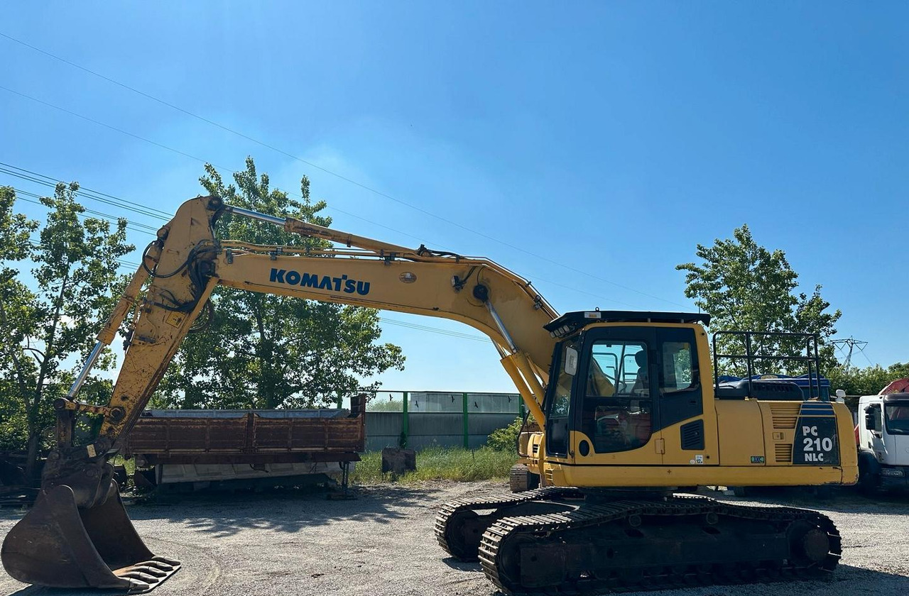 Escavatore Komatsu PC 210 del 2016 - Гусеничный экскаватор: фото 1 Escavatore Komatsu PC 210 del 2016 - Гусеничный экскаватор: фото 1