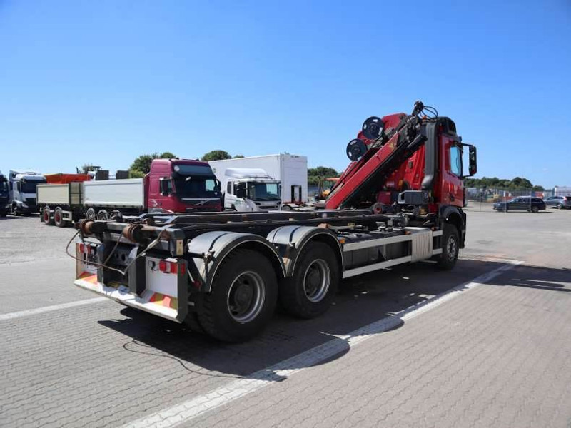 Mercedes-Benz Arocs 2643 euro 6 - Тросовый мультилифт: фото 4 Mercedes-Benz Arocs 2643 euro 6 - Тросовый мультилифт: фото 4