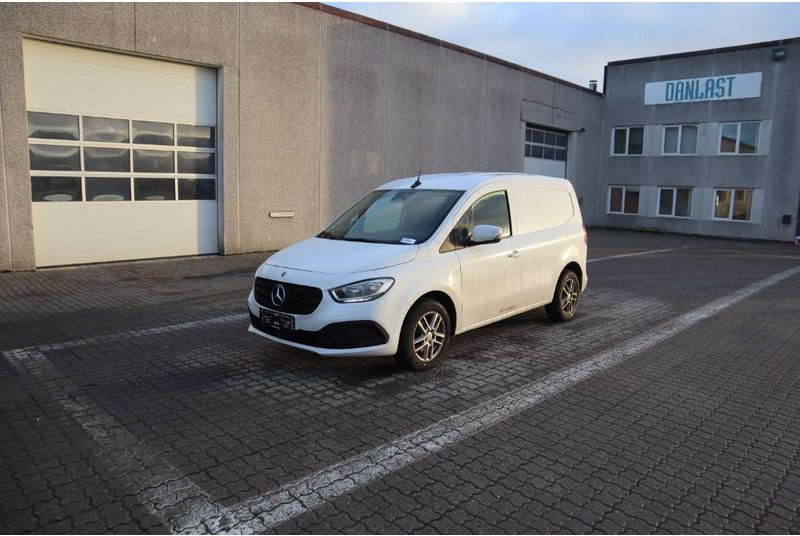Mercedes-Benz Citan 110 CDI - Фургон с закрытым кузовом: фото 4 Mercedes-Benz Citan 110 CDI - Фургон с закрытым кузовом: фото 4