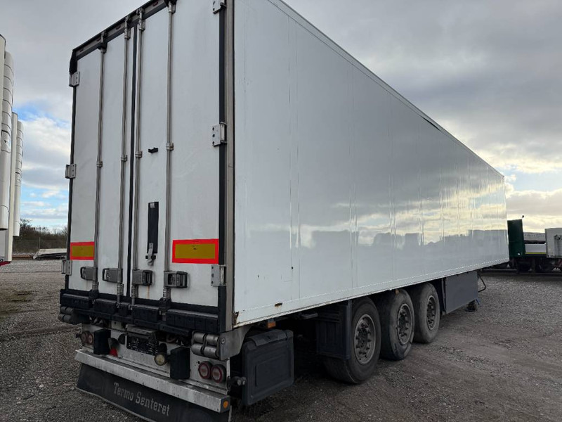 Schmitz Cargobull 3-axle 66pl. Vector1950MT Multitemp/Doppelkammer - Полуприцеп-рефрижератор: фото 4 Schmitz Cargobull 3-axle 66pl. Vector1950MT Multitemp/Doppelkammer - Полуприцеп-рефрижератор: фото 4