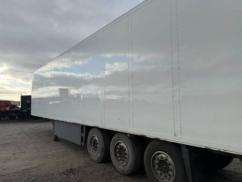 Schmitz Cargobull 3-axle 66pl. Vector1950MT Multitemp/Doppelkammer - Полуприцеп-рефрижератор: фото 5 Schmitz Cargobull 3-axle 66pl. Vector1950MT Multitemp/Doppelkammer - Полуприцеп-рефрижератор: фото 5