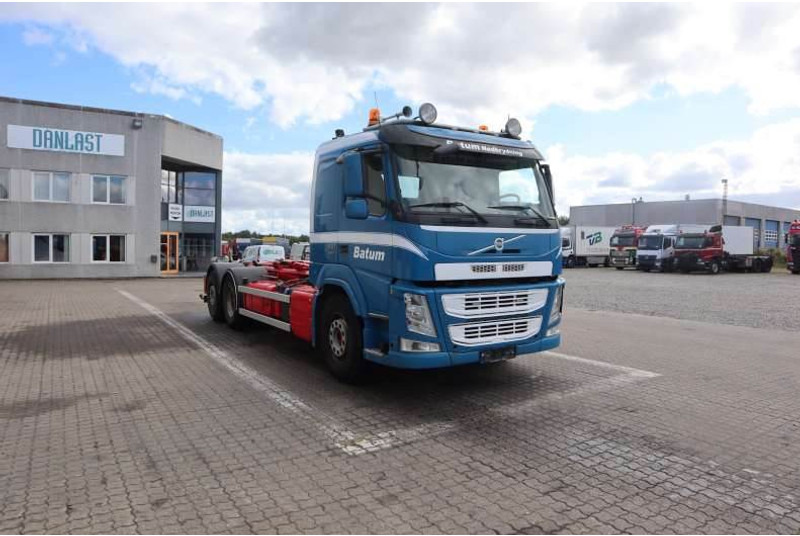 Volvo FM 450 EURO 6 - Тросовый мультилифт: фото 2 Volvo FM 450 EURO 6 - Тросовый мультилифт: фото 2
