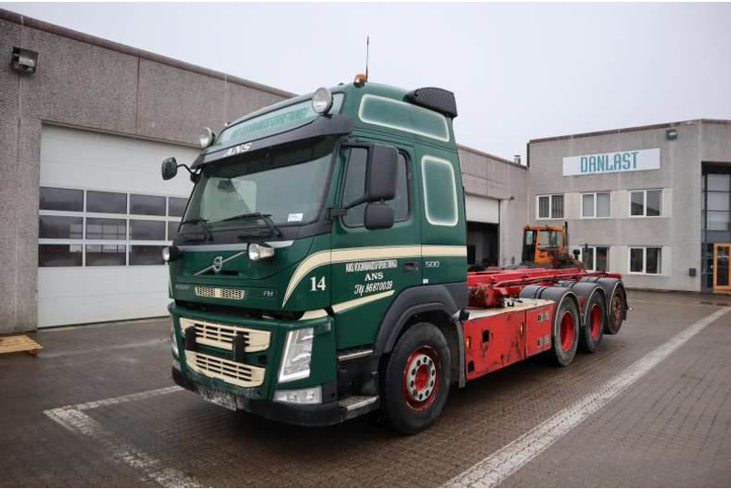 Volvo FM 500 EURO 6 - Тросовый мультилифт: фото 1 Volvo FM 500 EURO 6 - Тросовый мультилифт: фото 1