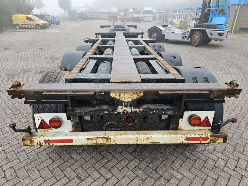 Broshuis MFCC Multi - Lifting axle - 2x20FT / 40FTHC / 45FTHC - Полуприцеп-контейнеровоз/ Сменный кузов: фото 5 Broshuis MFCC Multi - Lifting axle - 2x20FT / 40FTHC / 45FTHC - Полуприцеп-контейнеровоз/ Сменный кузов: фото 5