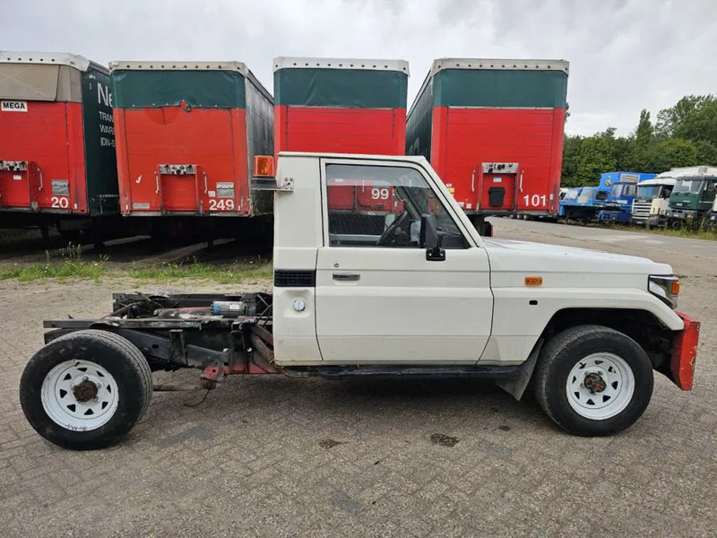 Toyota Land Cruiser LB71MOD - Коммерческий автомобиль: фото 4 Toyota Land Cruiser LB71MOD - Коммерческий автомобиль: фото 4