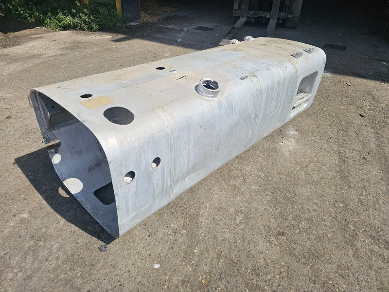 MAN Brandstoftank 595 Liter - L197 B70 H58 - Onderdeel nr. 81.122015733 - Топливный бак для Грузовиков: фото 3 MAN Brandstoftank 595 Liter - L197 B70 H58 - Onderdeel nr. 81.122015733 - Топливный бак для Грузовиков: фото 3