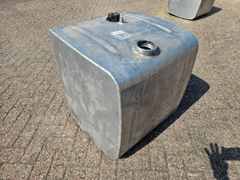 MAN Mercedes Actros - A6624703501 - Dieseltank 290 Liter - Топливный бак для Грузовиков: фото 3 MAN Mercedes Actros - A6624703501 - Dieseltank 290 Liter - Топливный бак для Грузовиков: фото 3
