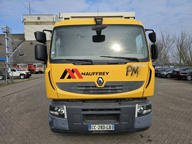 Renault Premium 270 DXI - Manual - Тентованный грузовик: фото 2 Renault Premium 270 DXI - Manual - Тентованный грузовик: фото 2
