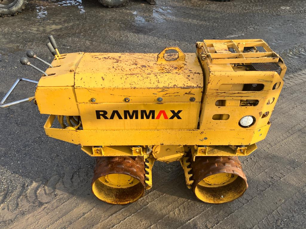 RAMMAX RW 700 - Каток: фото 1 RAMMAX RW 700 - Каток: фото 1