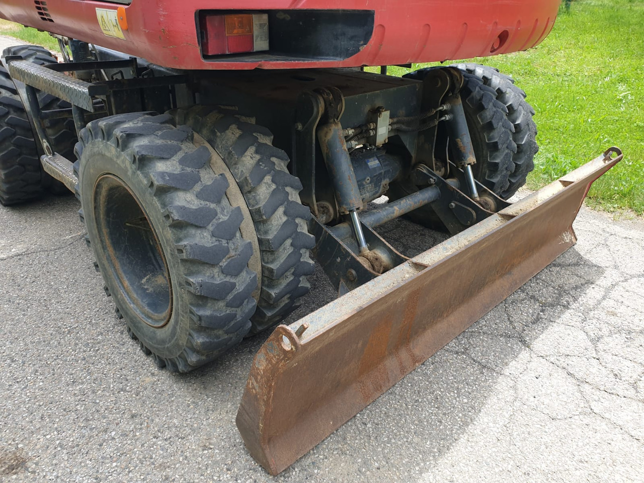 Колёсный экскаватор TAKEUCHI TB 175W: фото 9
