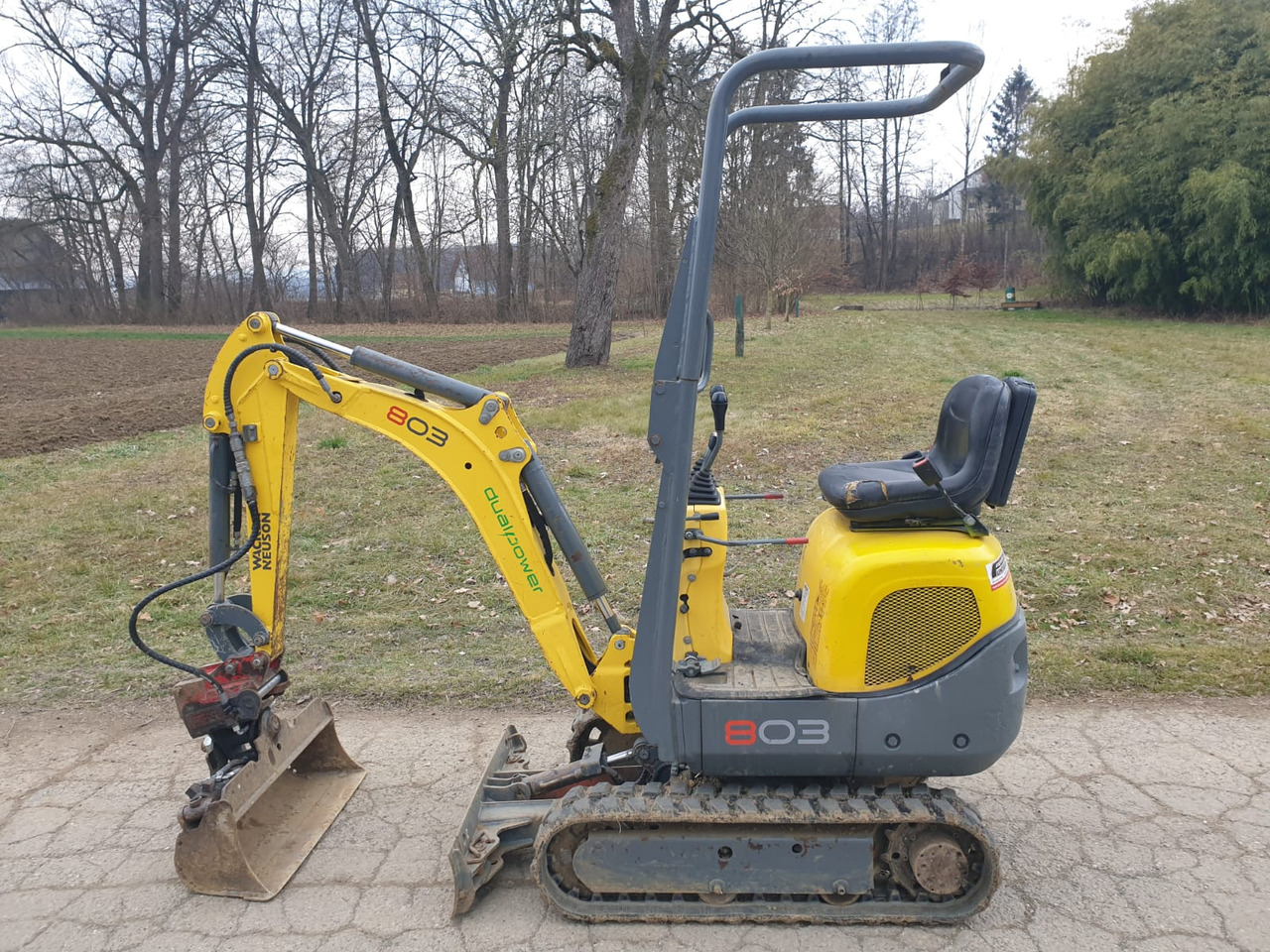 Wacker Neuson 803 - Мини-экскаватор: фото 1 Wacker Neuson 803 - Мини-экскаватор: фото 1