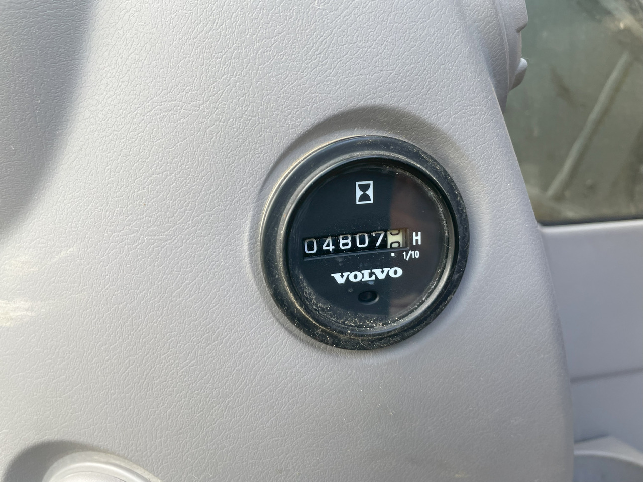 VOLVO ECR145D - Гусеничный экскаватор: фото 4 VOLVO ECR145D - Гусеничный экскаватор: фото 4