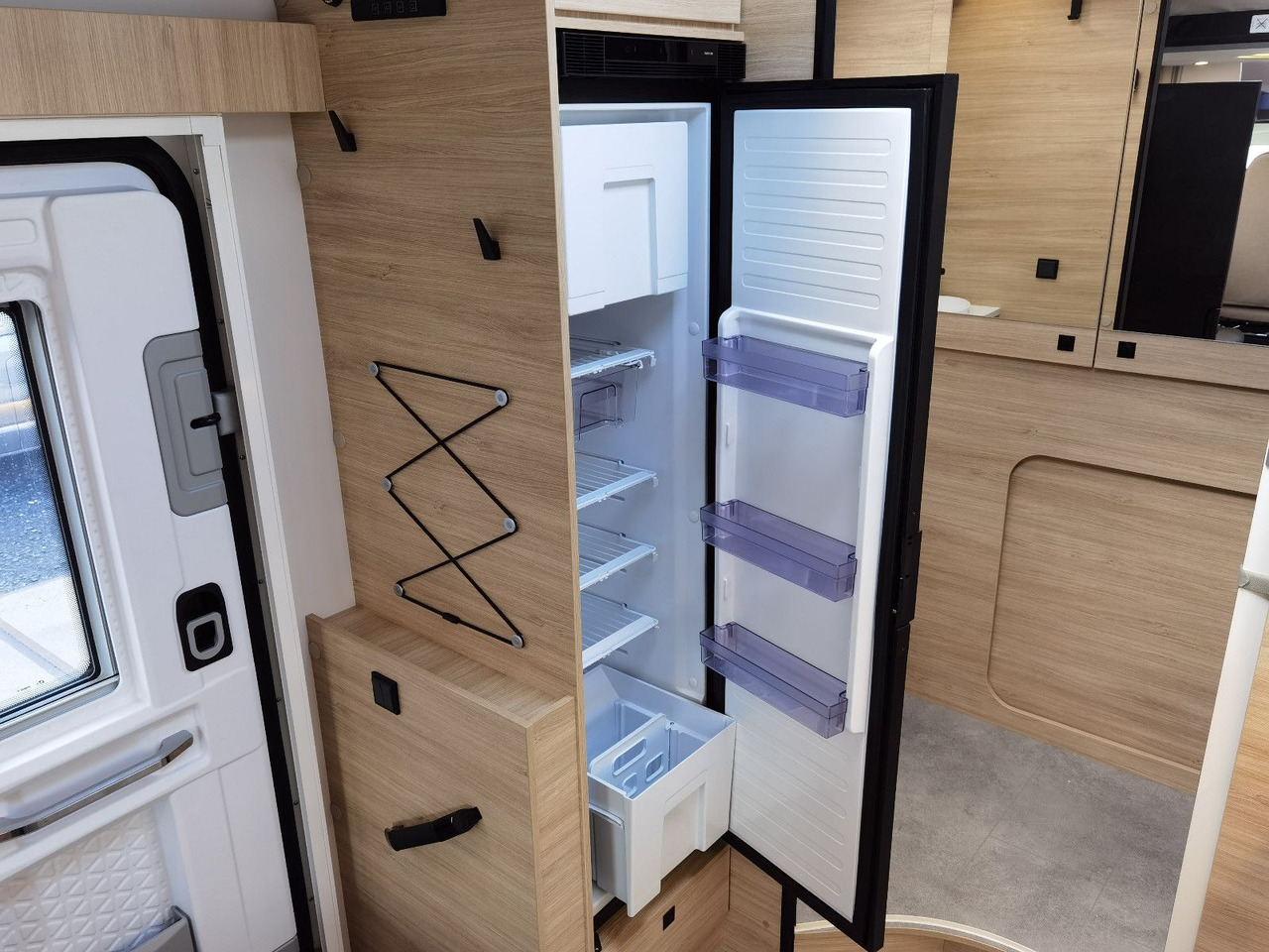 Полуинтегрированный автодом Chausson 640 ULTIMATE / -2026- / XX-HUBBETT / DRIVE-PAKET: фото 18 Полуинтегрированный автодом Chausson 640 ULTIMATE / -2026- / XX-HUBBETT / DRIVE-PAKET: фото 18