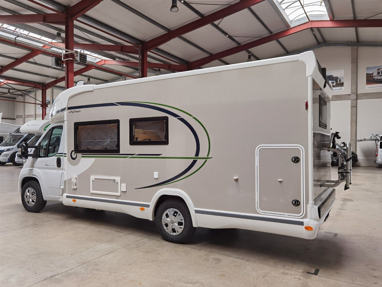 Chausson 724 ETAPE - LINE /140PS /ZUBEHÖR & CONNECT PAKET - Полуинтегрированный автодом: фото 5 Chausson 724 ETAPE - LINE /140PS /ZUBEHÖR & CONNECT PAKET - Полуинтегрированный автодом: фото 5