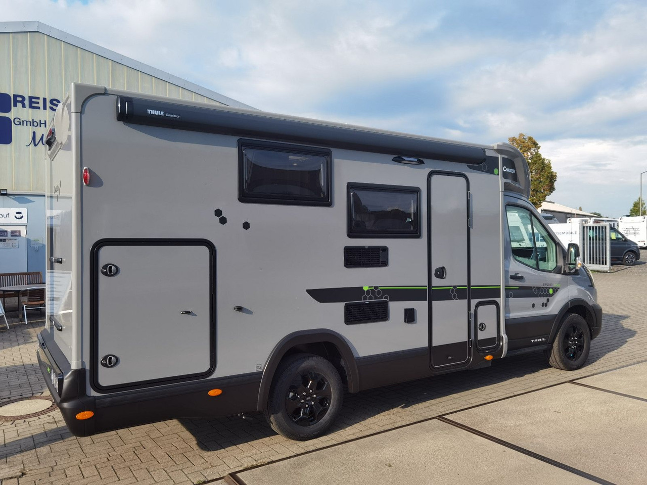 Chausson S 695 SPORT LINE /-2025- /165PS - 8G/ SEITENBETT - Полуинтегрированный автодом: фото 4 Chausson S 695 SPORT LINE /-2025- /165PS - 8G/ SEITENBETT - Полуинтегрированный автодом: фото 4
