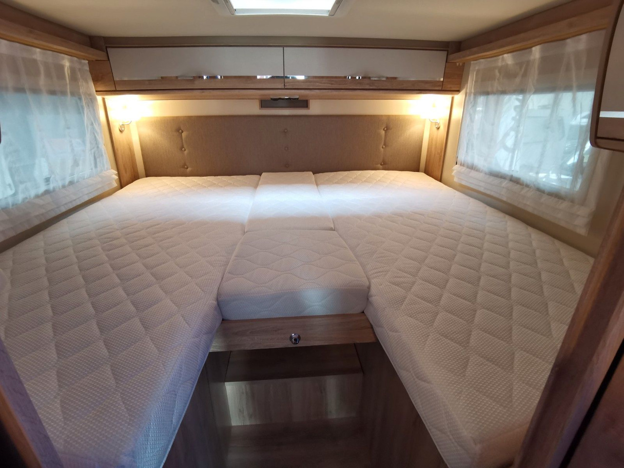 Интегрированный автодом Eura Mobil INTEGRA LINE 720 EB /180PS-9G MAXI/ EINZELBETTEN: фото 16