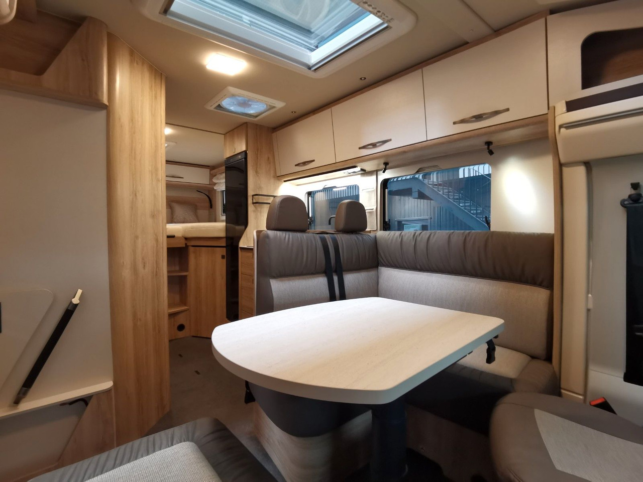 Полуинтегрированный автодом Eura Mobil PROFILA T 695 EB / MODELL 2026 / EINZELBETTEN: фото 16