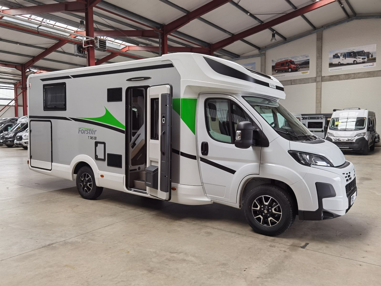 Полуинтегрированный автодом Forster T 745 EB / MODELL 2026 / EINZELBETTEN & RAUMBAD: фото 9