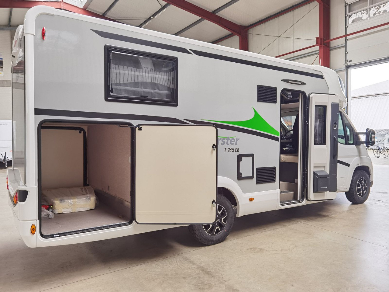 Полуинтегрированный автодом Forster T 745 EB / MODELL 2026 / EINZELBETTEN & RAUMBAD: фото 10