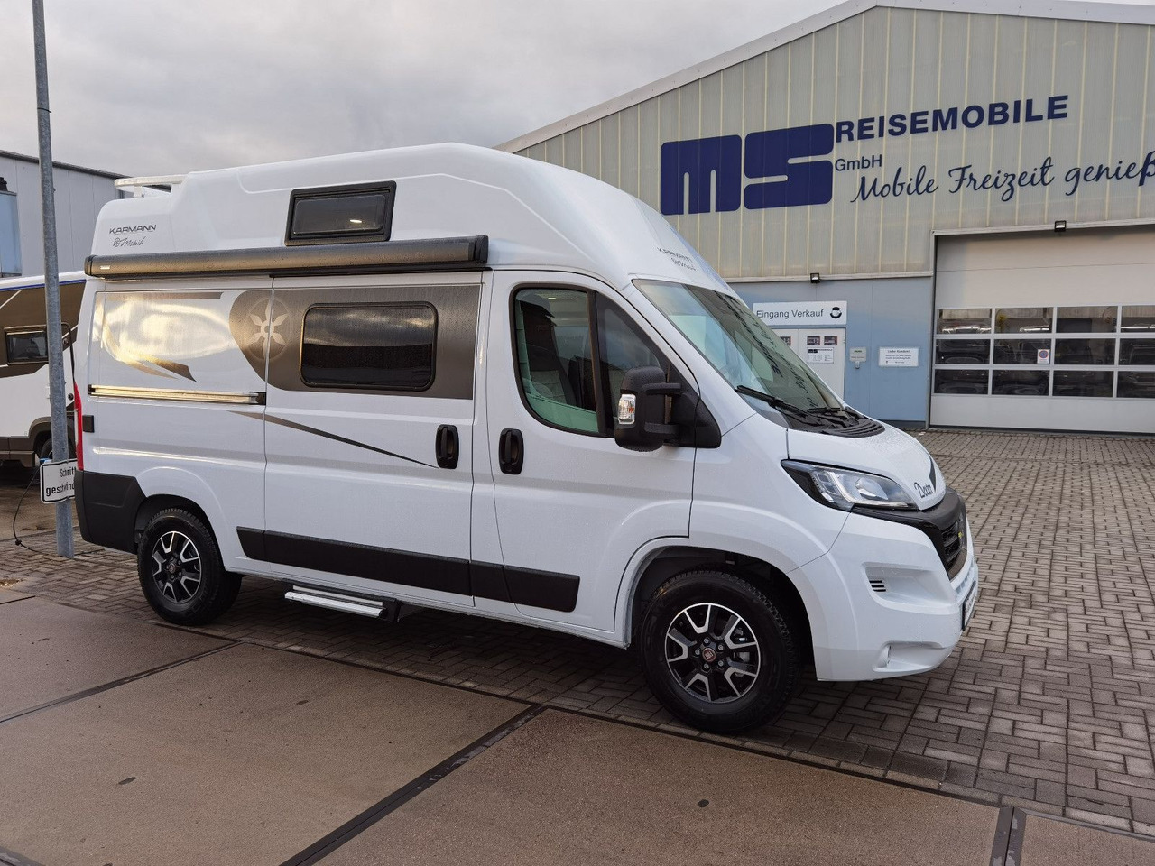 Karmann DEXTER 550 / 140PS / CONCEPT - PAKET & HUBBETT - Кастенваген: фото 4 Karmann DEXTER 550 / 140PS / CONCEPT - PAKET & HUBBETT - Кастенваген: фото 4