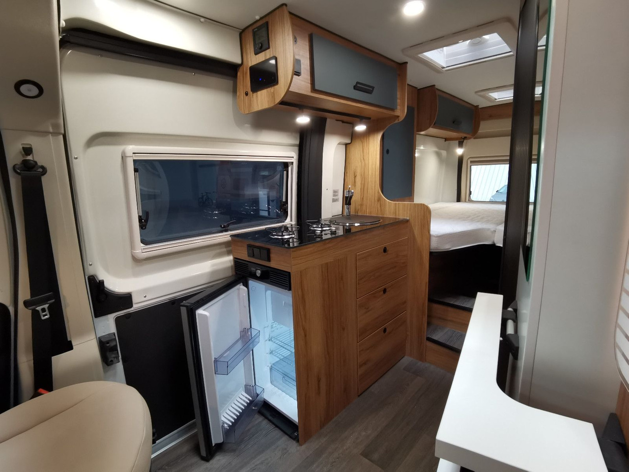 Karmann DEXTER 600 /MODELL 2026/ EINZELBETTEN 5.99M - Кастенваген: фото 1 Karmann DEXTER 600 /MODELL 2026/ EINZELBETTEN 5.99M - Кастенваген: фото 1