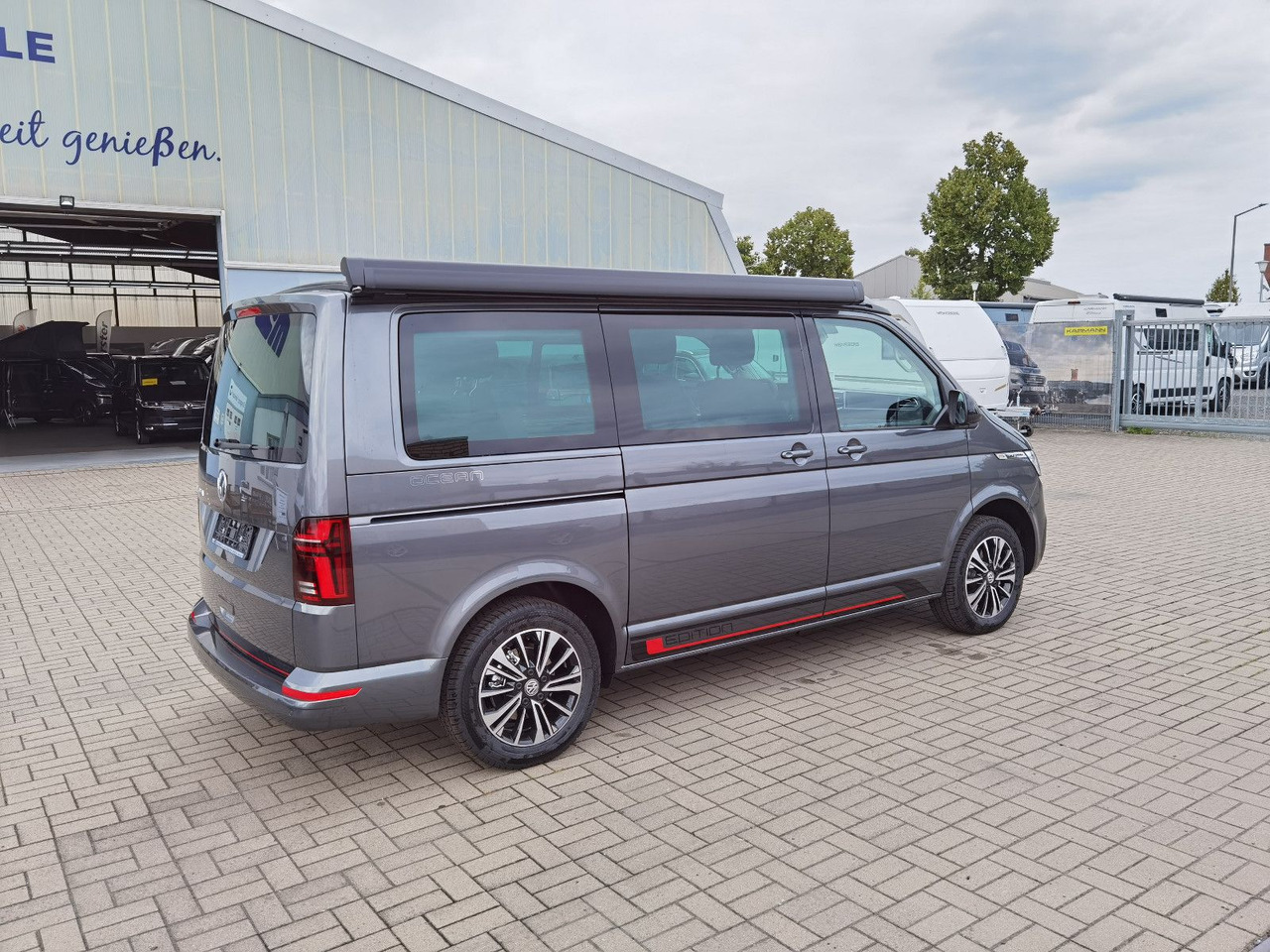 Volkswagen T6.1 CALIFORNIA OCEAN EDITION / DSG / NAVI / ACC - Кастенваген: фото 4 Volkswagen T6.1 CALIFORNIA OCEAN EDITION / DSG / NAVI / ACC - Кастенваген: фото 4