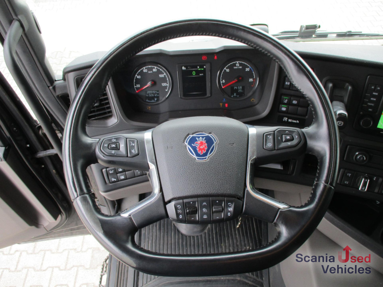 SCANIA G 450 B6x2*4NA Lenk-/ Liftachse - Тентованный грузовик: фото 2 SCANIA G 450 B6x2*4NA Lenk-/ Liftachse - Тентованный грузовик: фото 2