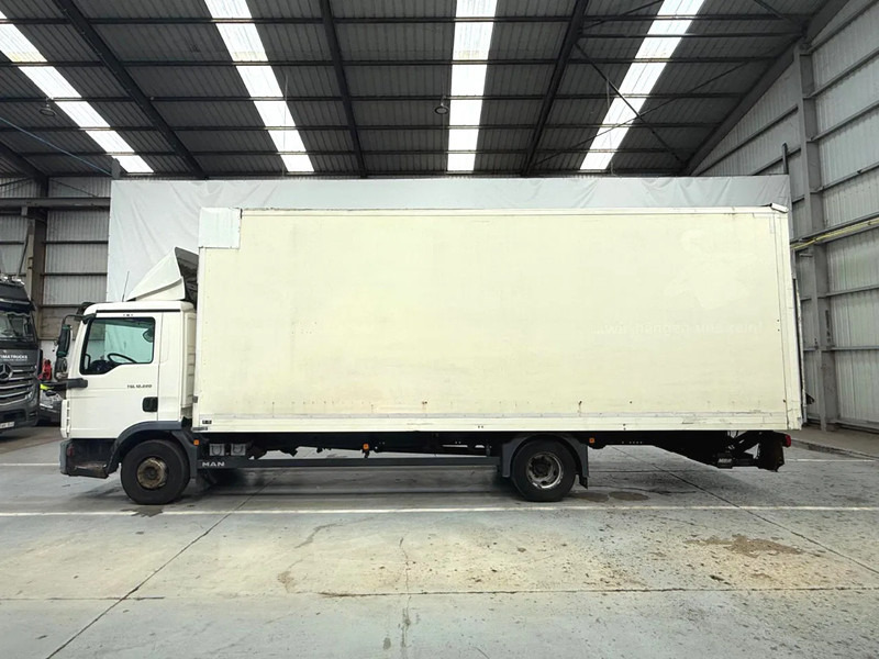 MAN TGL 12.220 AUTOMAAT / AIRCO - Грузовик с закрытым кузовом: фото 2 MAN TGL 12.220 AUTOMAAT / AIRCO - Грузовик с закрытым кузовом: фото 2