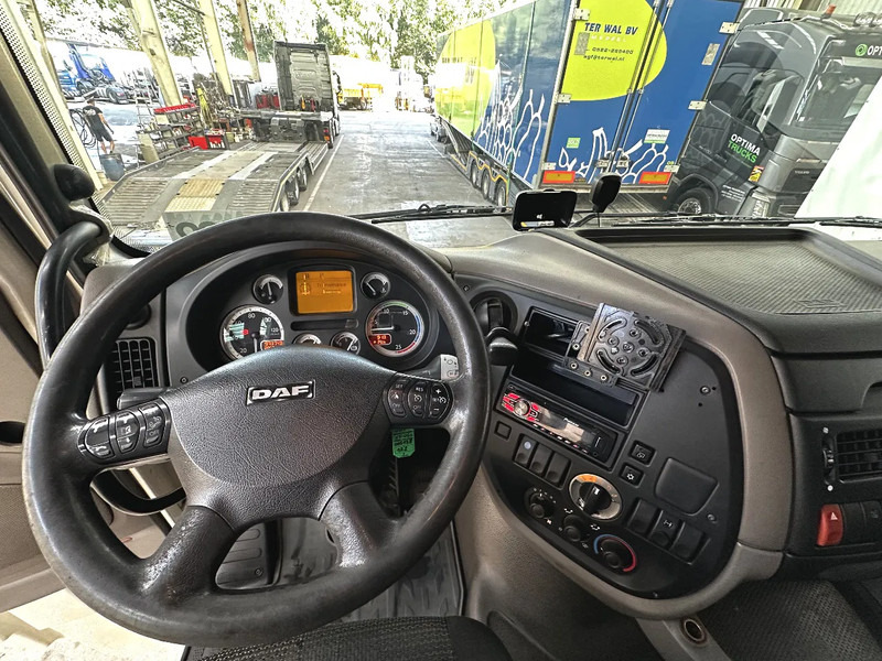 DAF XF 105.460 AIRCO - Тягач: фото 4 DAF XF 105.460 AIRCO - Тягач: фото 4