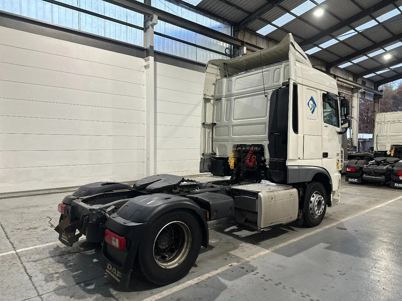 DAF XF 106.460 Spacecab - Тягач: фото 5 DAF XF 106.460 Spacecab - Тягач: фото 5